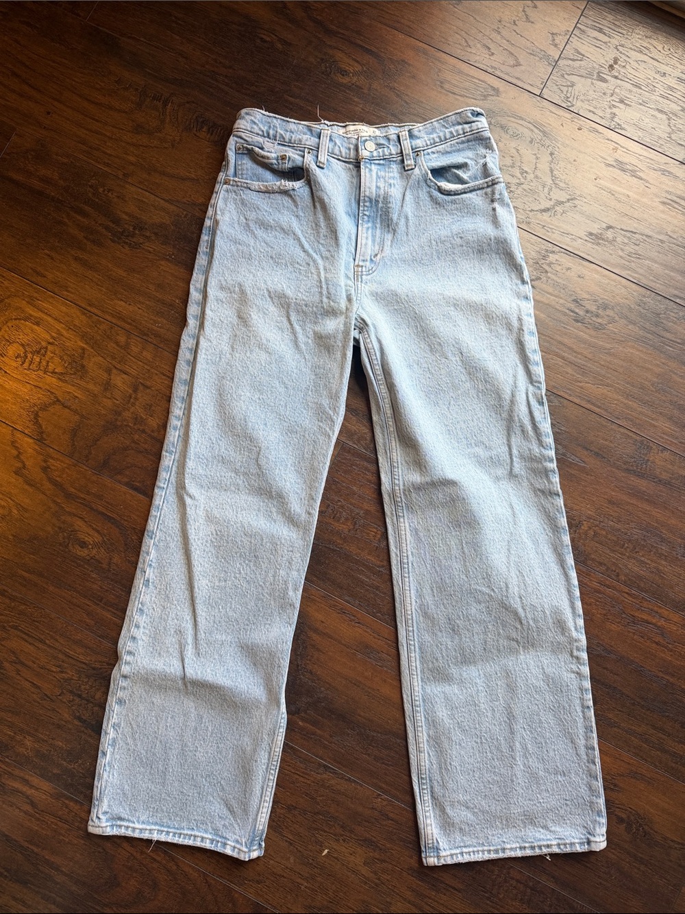 Abercrombie & Fitch 90s Relaxed High Rise Jeans